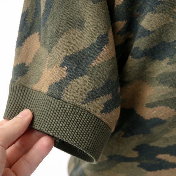 NY & Company Green Camo Knit Boat Neck Top Medium NWT - Picture 3 of 6